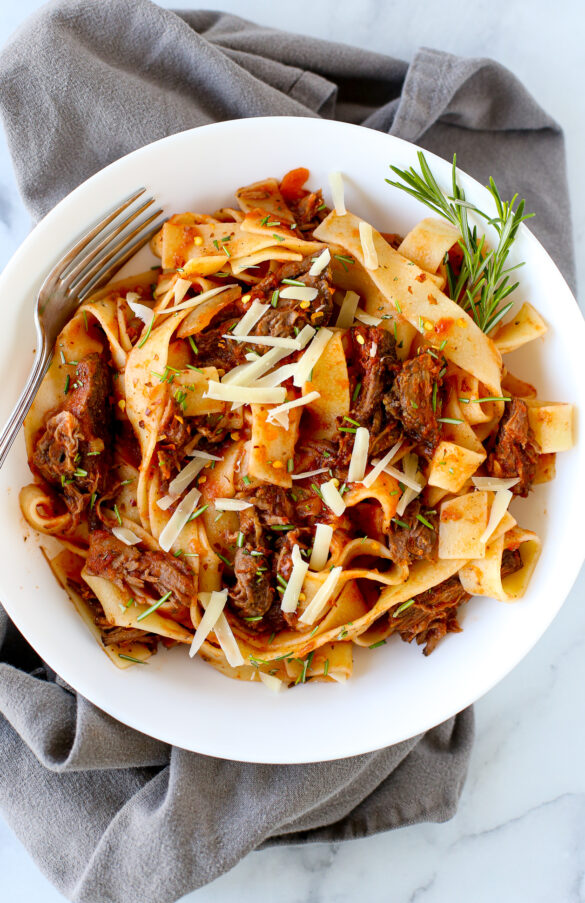 slow cooker beef ragu